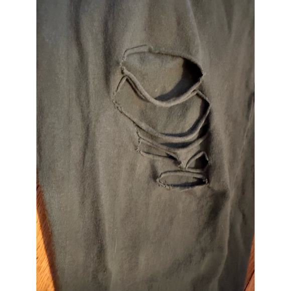 Torrid Ankle-Length Destructed Leggings Plus Size 2X - Picture 8 of 11